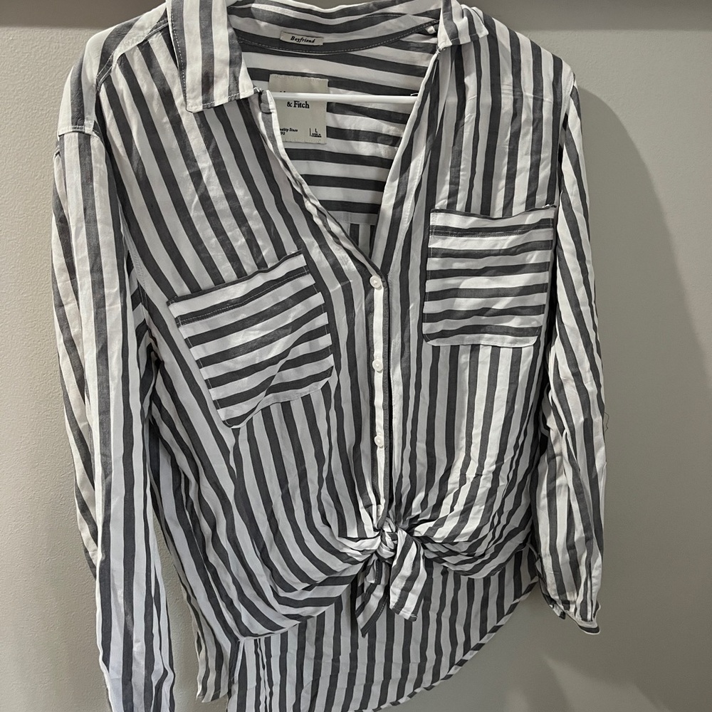 Abercrombie tie front boyfriend button down